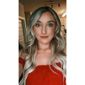 Meet your Posher, Kelsey